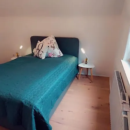 24 Silonce Gruppe Stilvolles Im Kreis Olpe Parkplatz & Qualitaet