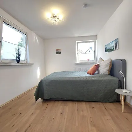 24 Silonce Gruppe Stilvolles Im Kreis Olpe Parkplatz & Qualitaet *