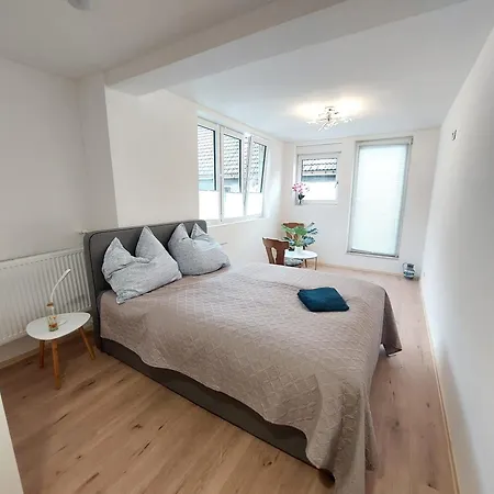 24 Silonce Gruppe Stilvolles Im Kreis Olpe Parkplatz & Qualitaet