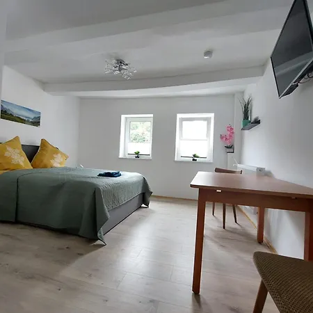 24 Silonce Gruppe Stilvolles Im Kreis Olpe Parkplatz & Qualitaet Hotell *