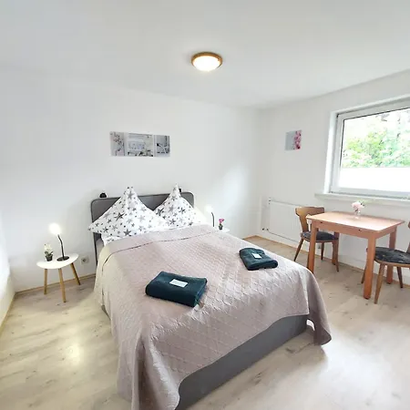 24 Silonce Gruppe Stilvolles Im Kreis Olpe Parkplatz & Qualitaet