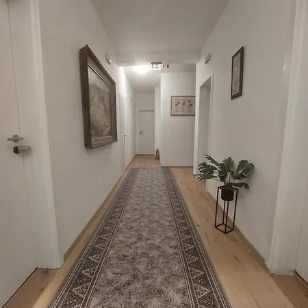 24 Silonce Gruppe Stilvolles Im Kreis Olpe Parkplatz & Qualitaet