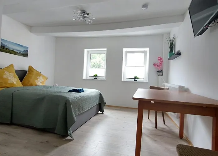 24 Silonce Gruppe Stilvolles Im Kreis Olpe Parkplatz & Qualitaet Otel *