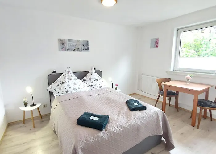 24 Silonce Gruppe Stilvolles Im Kreis Olpe Parkplatz & Qualitaet Otel *