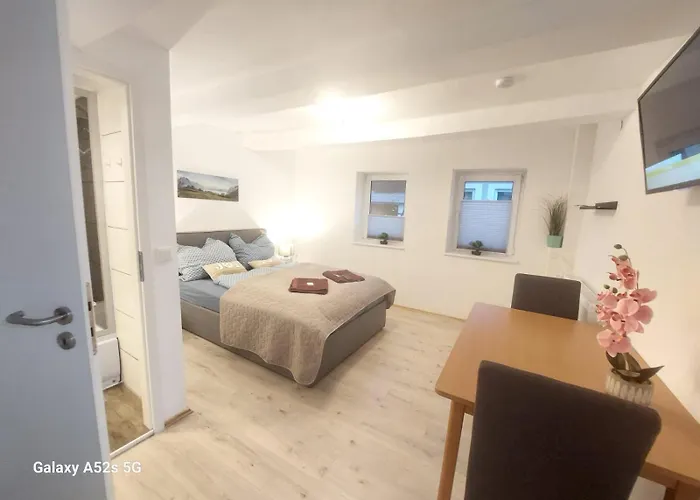 24 Silonce Gruppe Stilvolles Im Kreis Olpe Parkplatz & Qualitaet