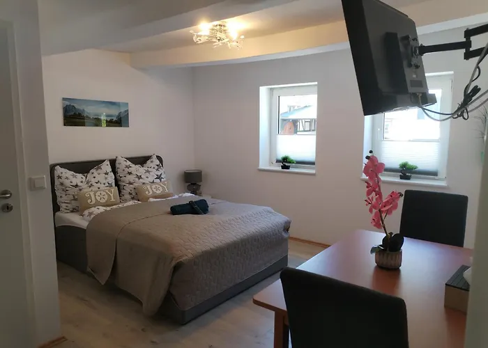 24 Silonce Gruppe Stilvolles Im Kreis Olpe Parkplatz & Qualitaet Otel *